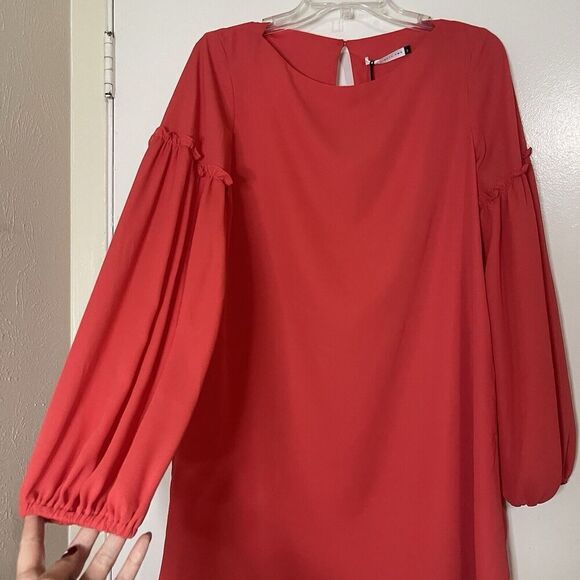 NEW! three eighty two victoria ruffle long sleeve shift coral rosebud dress $144 - Picture 3 of 5